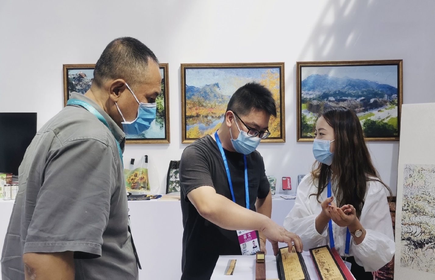 Be invited to attend the Guangzhou Fair in 2021, as a demonstration of the industrial development of eco-design at Conghua Pavilion