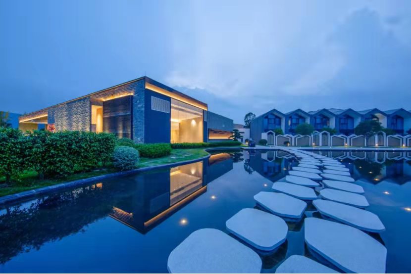 S.Resort, A Hot Spring Hotel in the Eco-Design Town